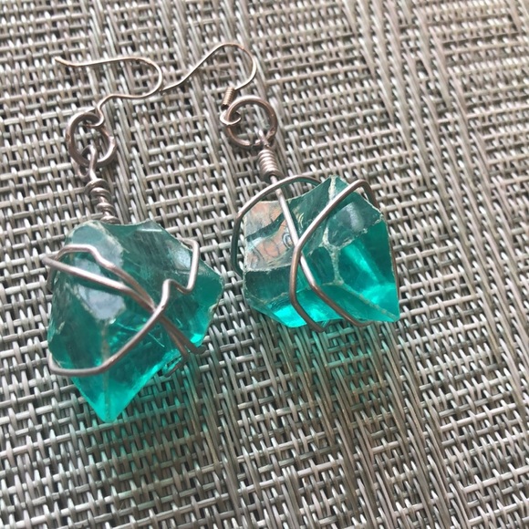 #95 Handmade Puerto Rican Turquoise Crystal Earrings 🌺 - Picture 3 of 12